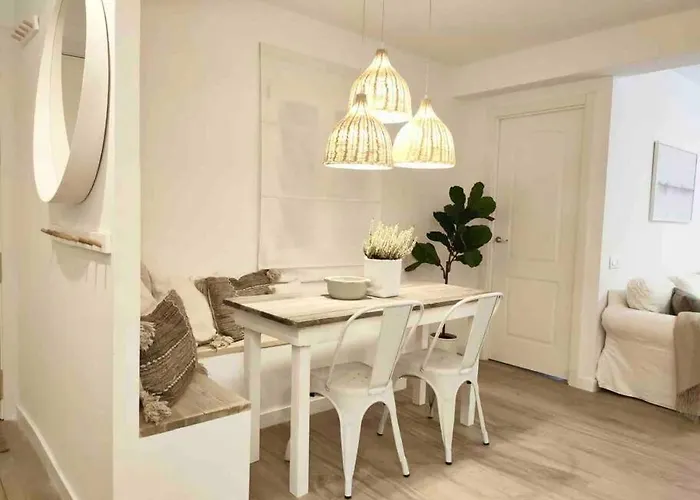 Acogedor En El Centro De *