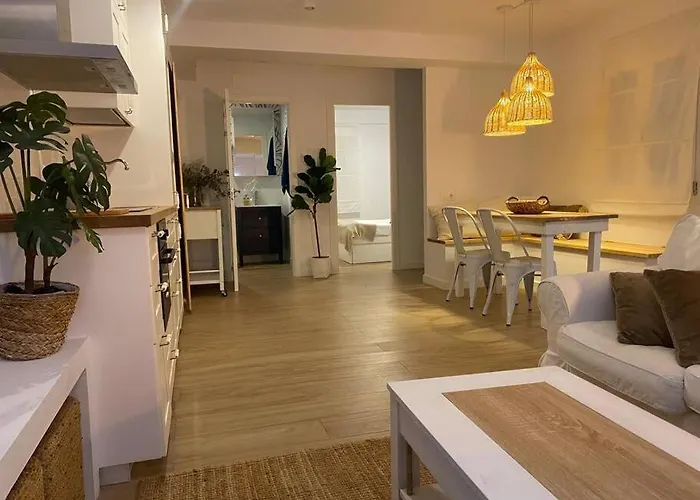 Acogedor En El Centro De *